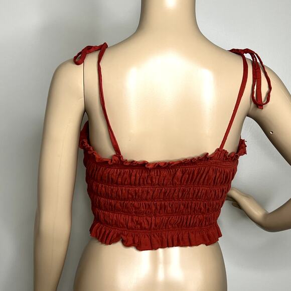 Urban Outfitters Smocked Ruffle Crop Top - Picture 3 of 8